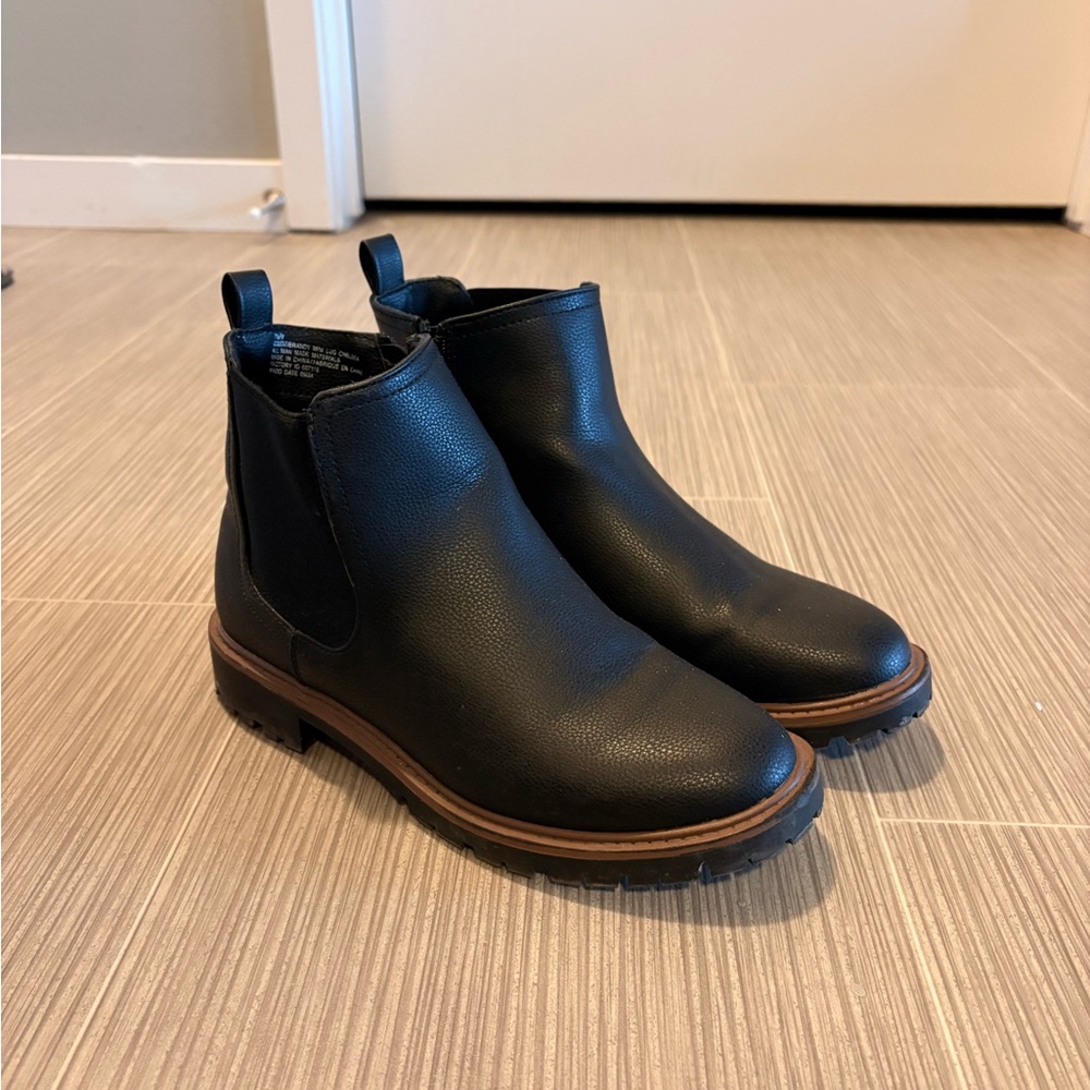 Black Chelsea Boots with Brown Trim